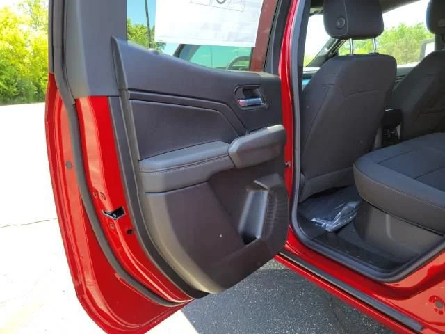 2026 Chevrolet Colorado LT - Photo 22