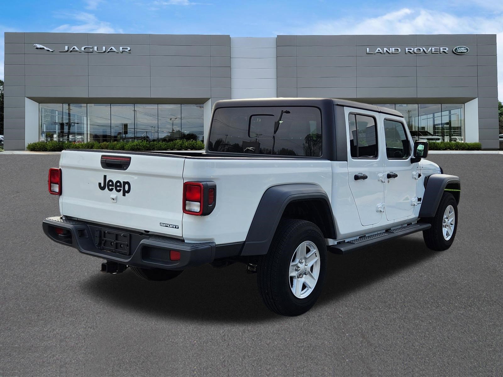 Used 2020 Bright White Clearcoat Jeep Sport image 4