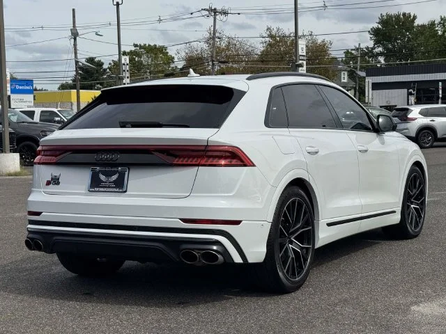 Used 2023 White Audi 4.0T Premium Plus image 9