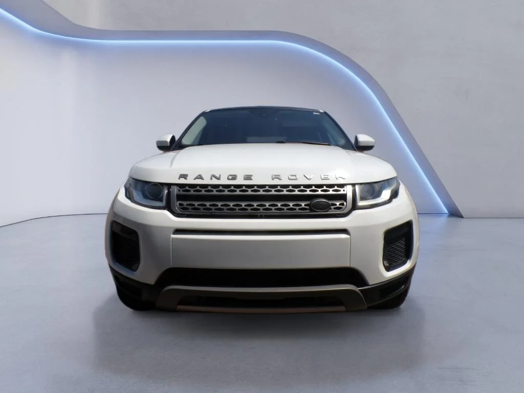Used 2018 Fuji White Land Rover SE image 10