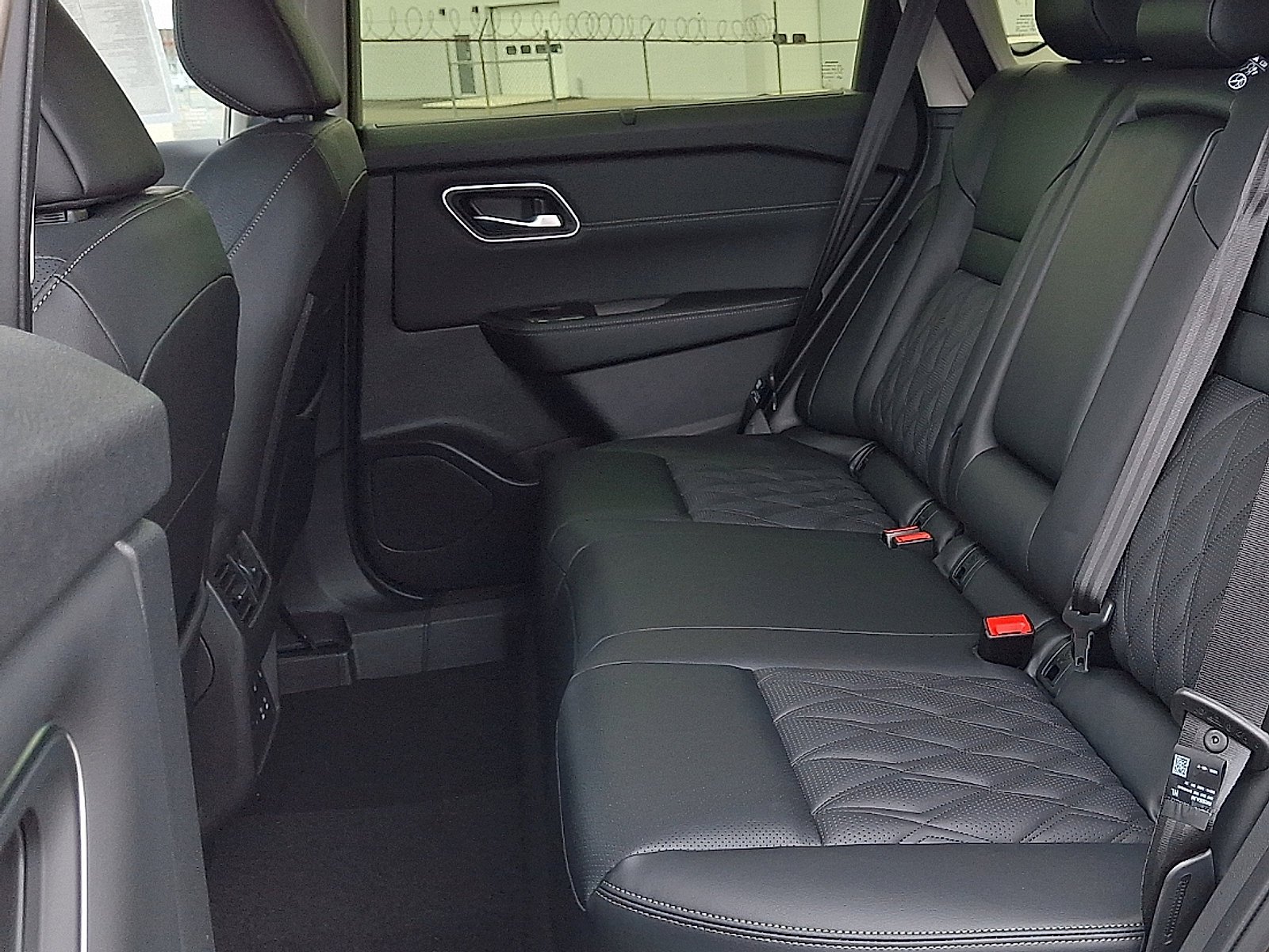 New 2026 Super Black Nissan Platinum image 7