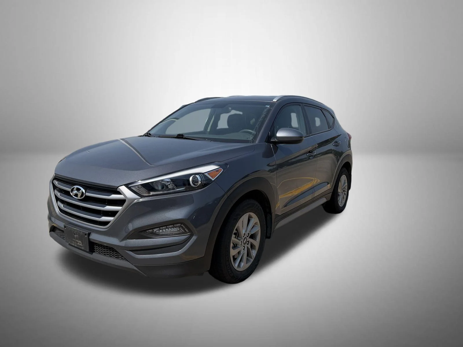 Used 2017 Gray Hyundai SE image 1