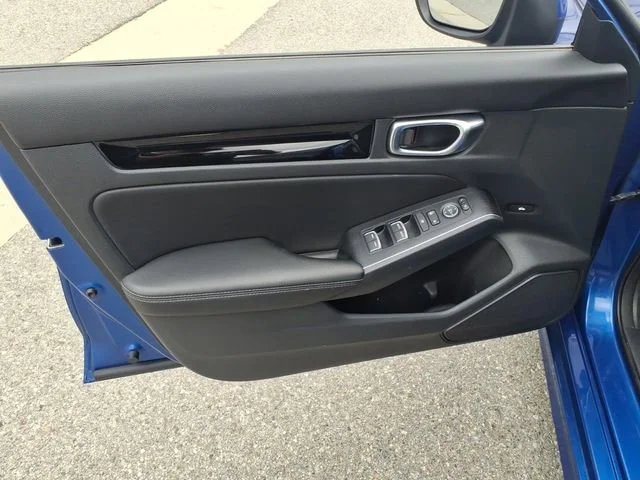 Used 2023 Blue Honda Touring image 12