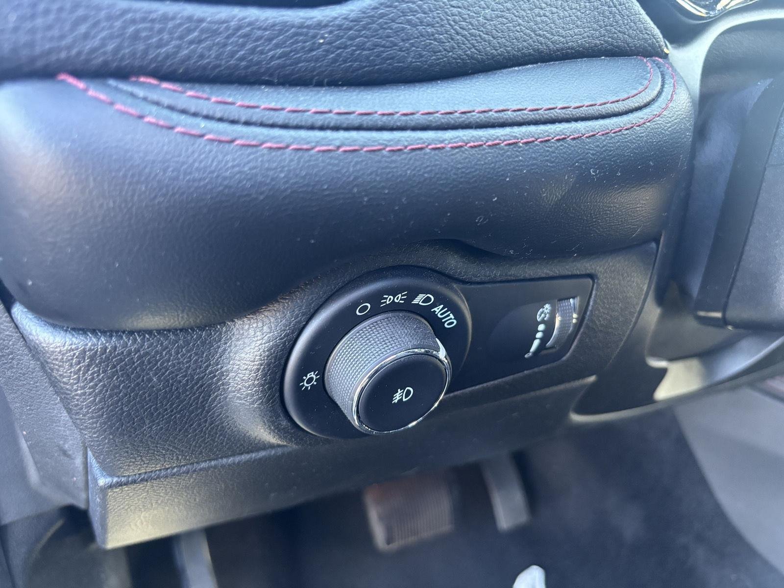 Used 2021 DB Black Clearcoat Dodge R/T image 11