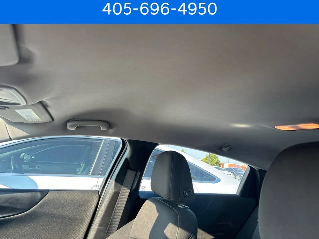Pre-Owned 2021 Chevrolet Malibu LT