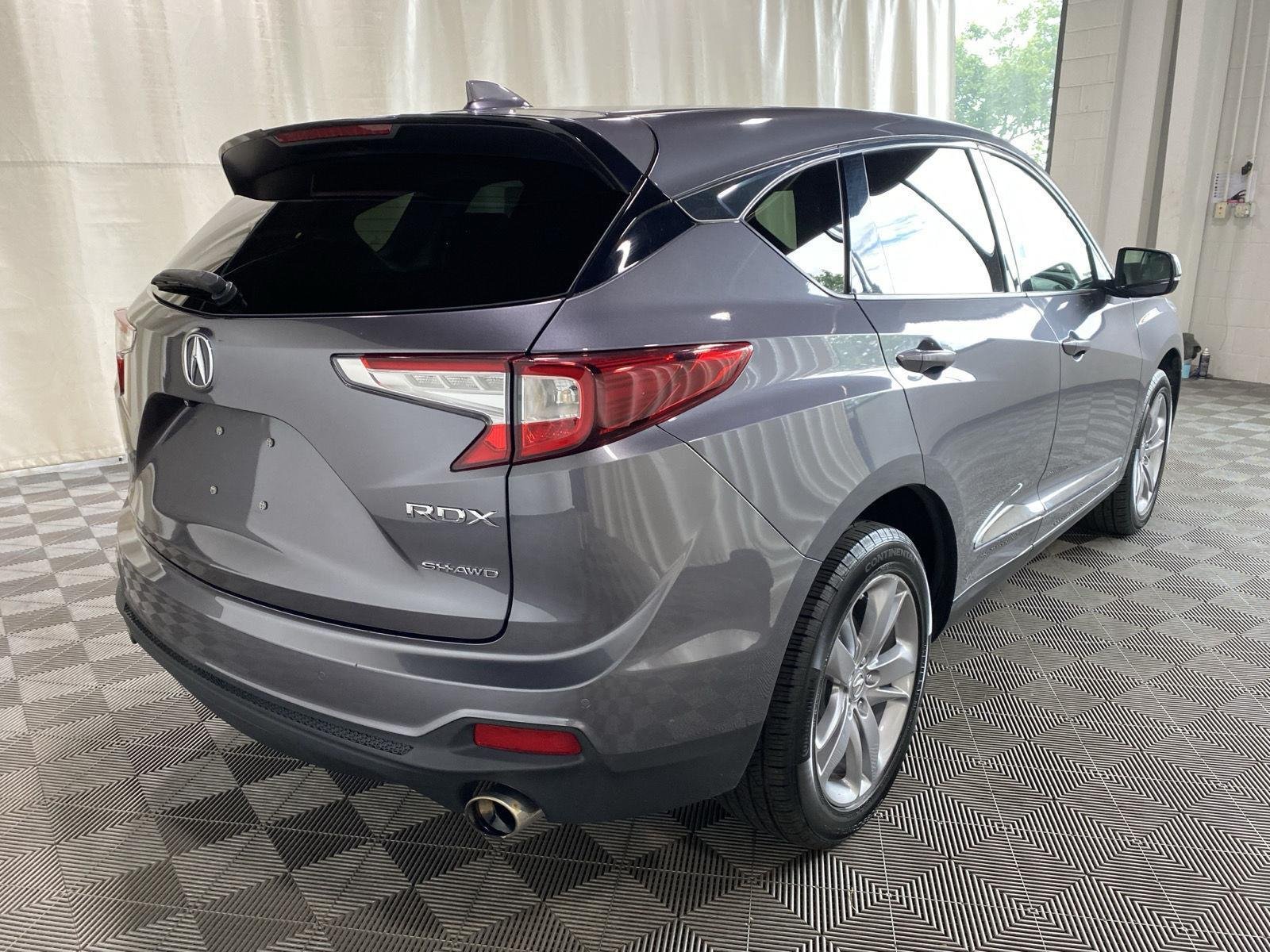 Used 2019 Modern Steel Metallic Acura SH-AWD w/Advance image 7