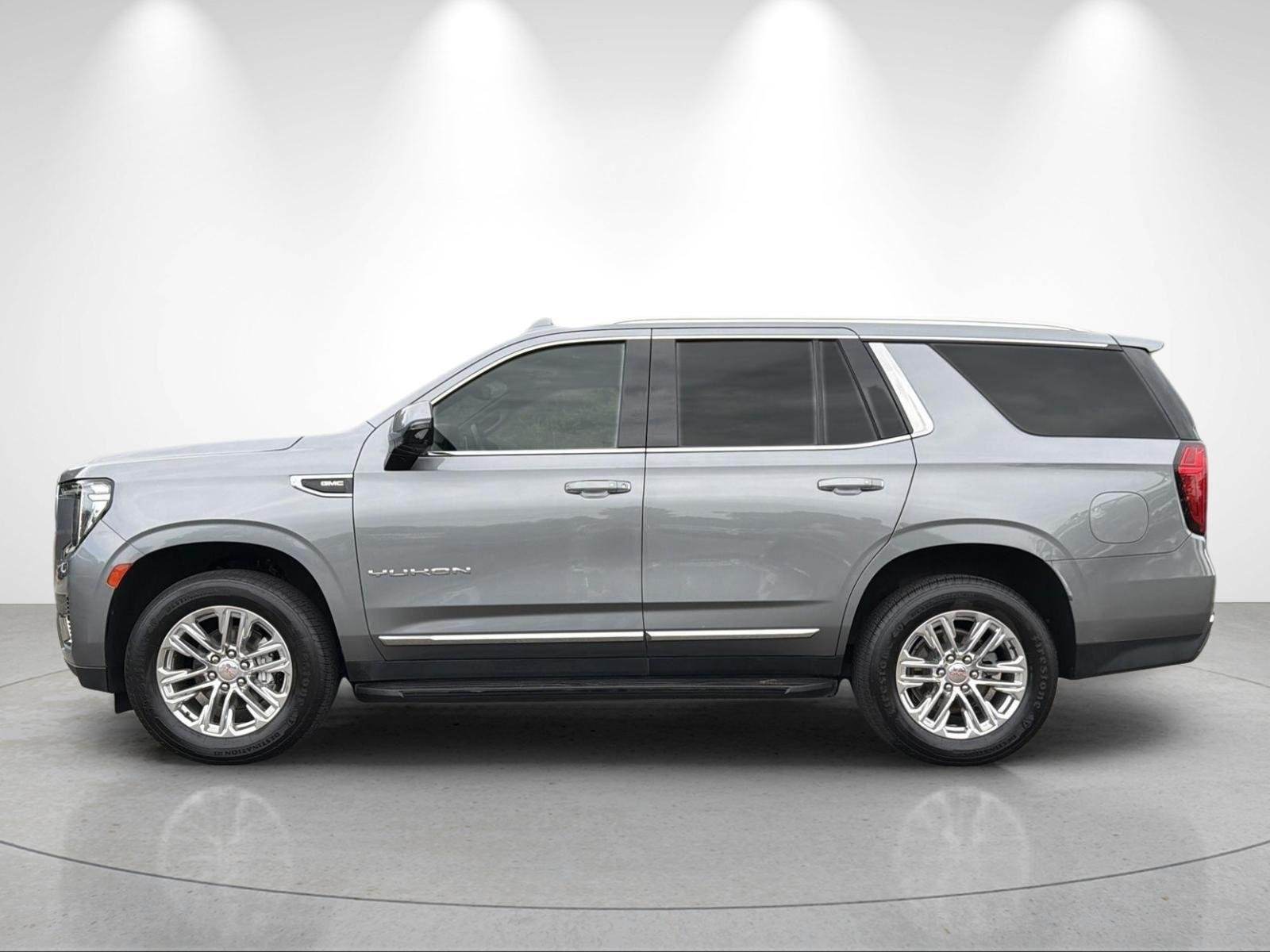 Used 2021 Satin Steel Metallic GMC SLT image 2