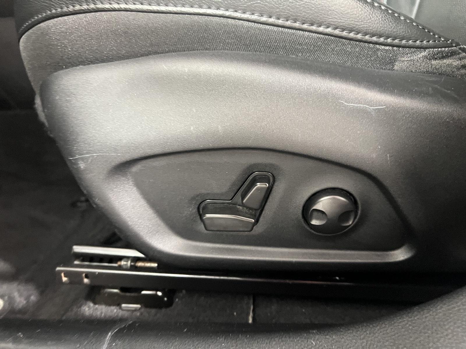 Used 2022 Billet Silver Metallic Clearco Jeep Trailhawk image 15