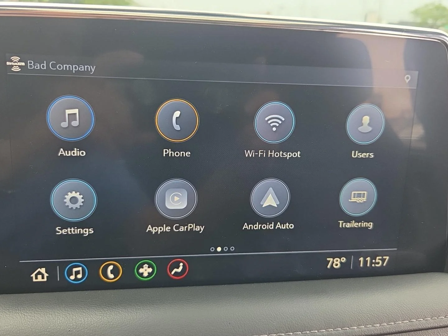 Used 2021 EMPIRE BEIGE METALLIC Chevrolet LT image 19