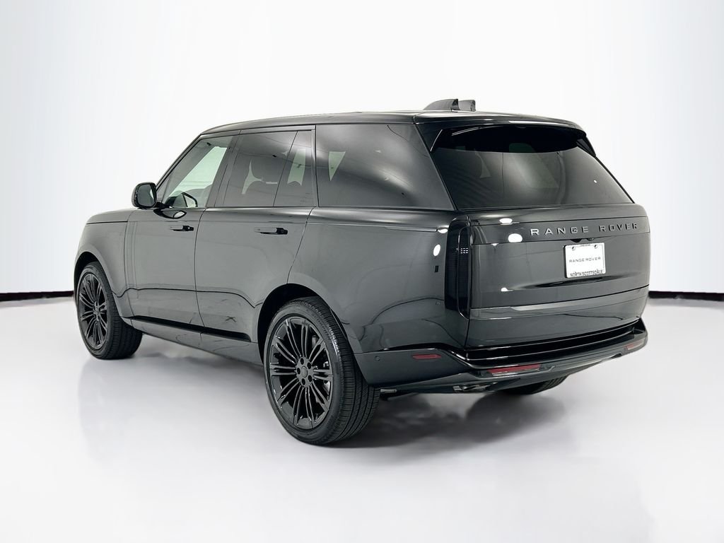 New 2026 Santorini Black Land Rover SE image 7