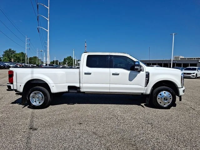 Used 2026 White Metallic Ford Platinum image 7