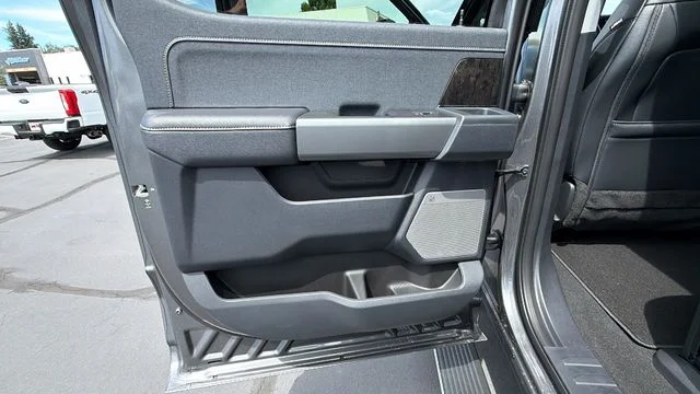New 2026 Carbonized Gray Metallic Ford F-250® Lariat® image 53