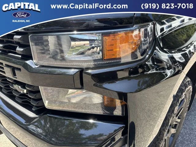 Used 2021 Black Chevrolet Custom image 11