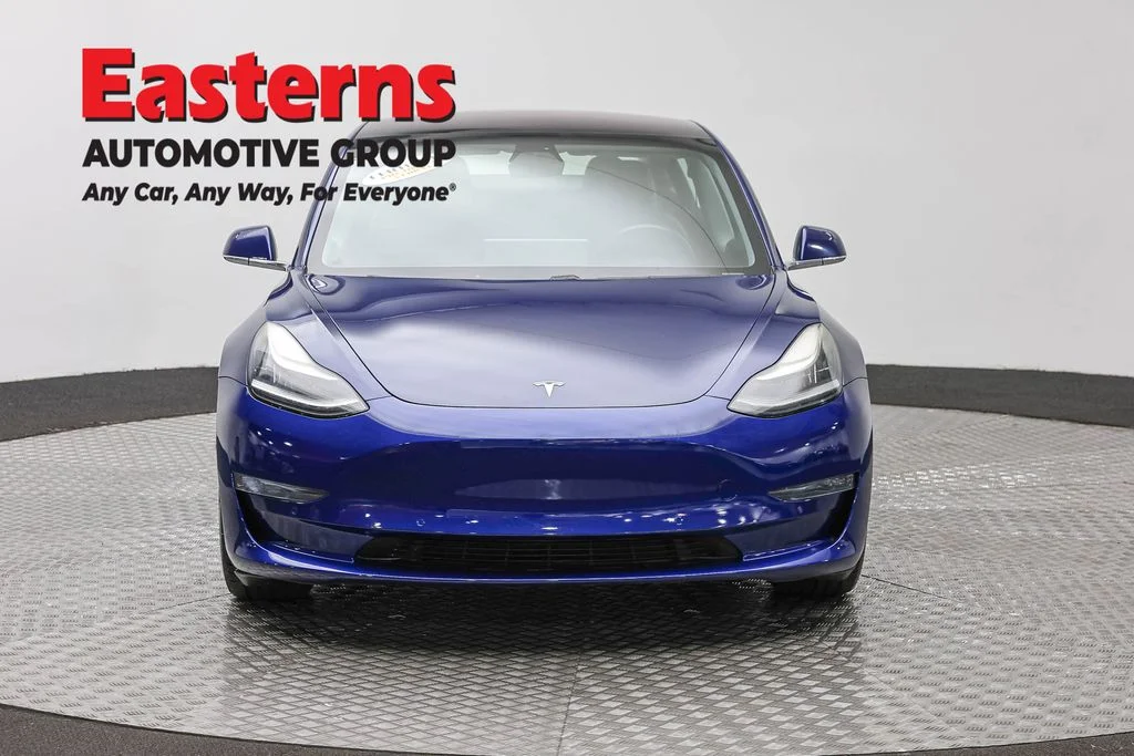 Used 2018 Blue Tesla Long Range image 2