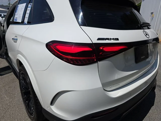 Used 2024  Mercedes-Benz GLC 43 AMG® image 36