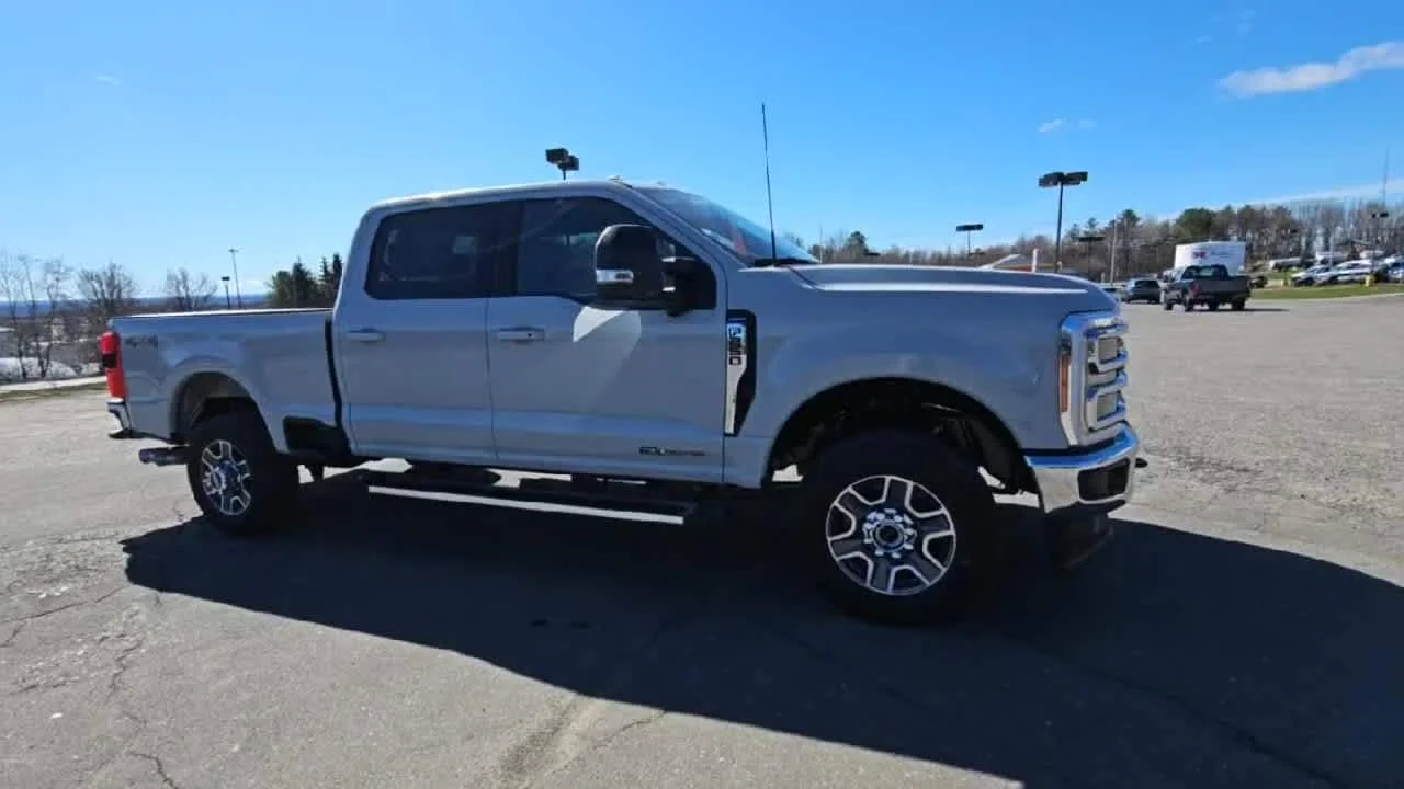 New 2026 Avalanche Ford F-250® Lariat® image 2