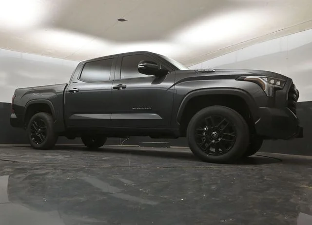2026 Toyota Tundra Limited - Photo 16
