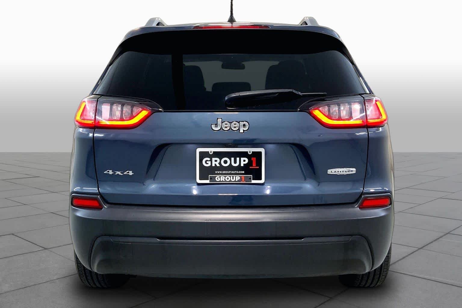 Pre-Owned 2020 Jeep Cherokee Latitude