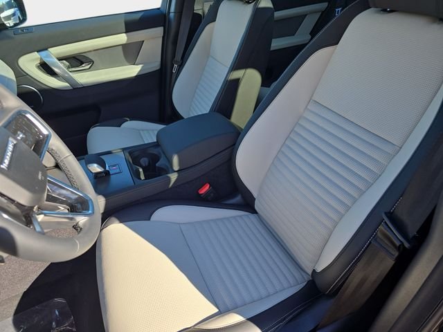 New 2026 Carpathian Grey LAND ROVER Landmark Edition image 12