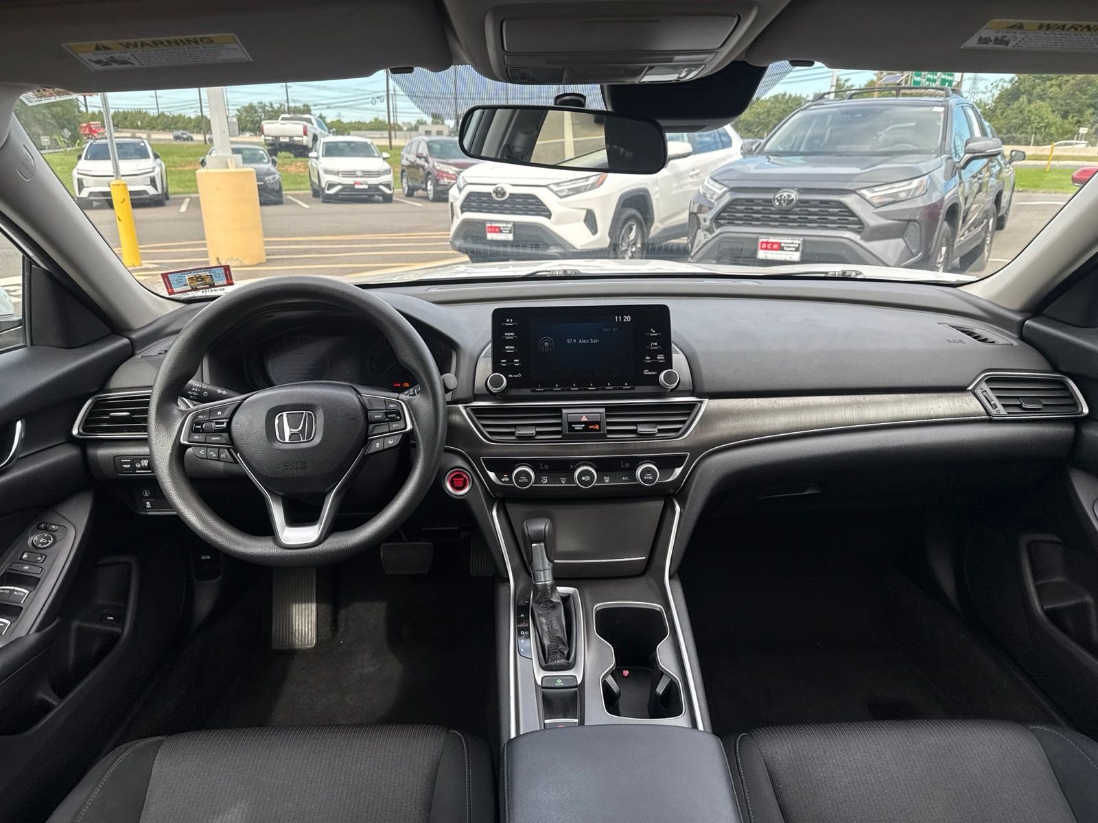 Used 2018 White Honda LX image 17