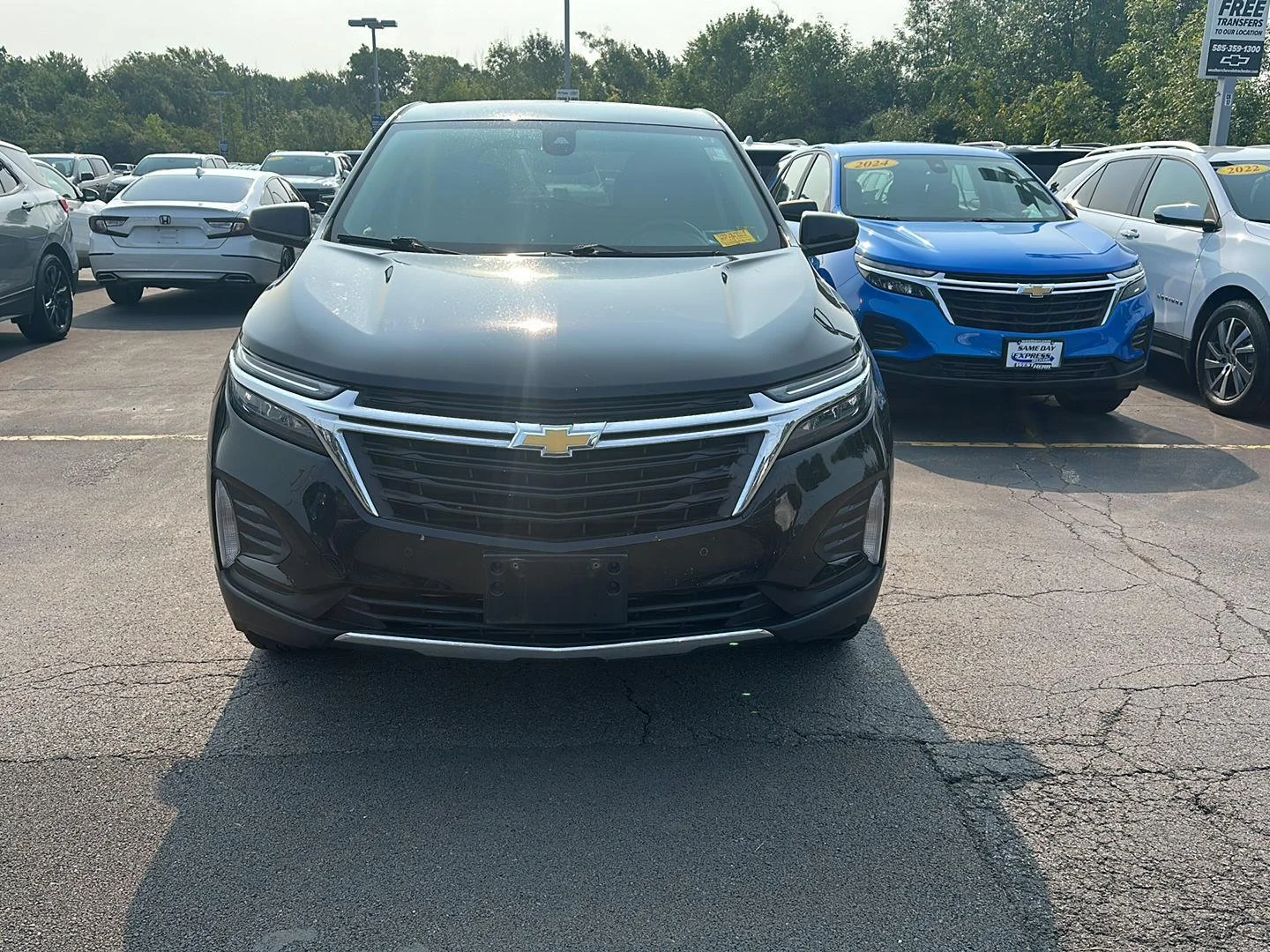 Used 2022 Mosaic Black Metallic Chevrolet LT image 5