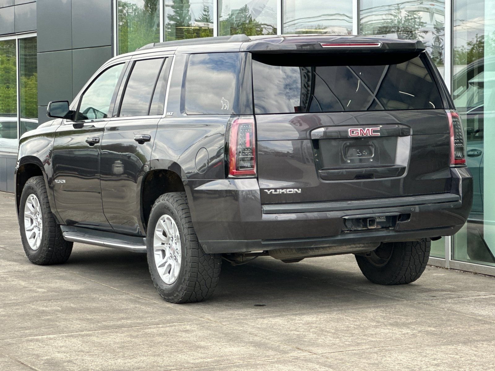 Used 2015 Iridium Metallic GMC SLT image 5