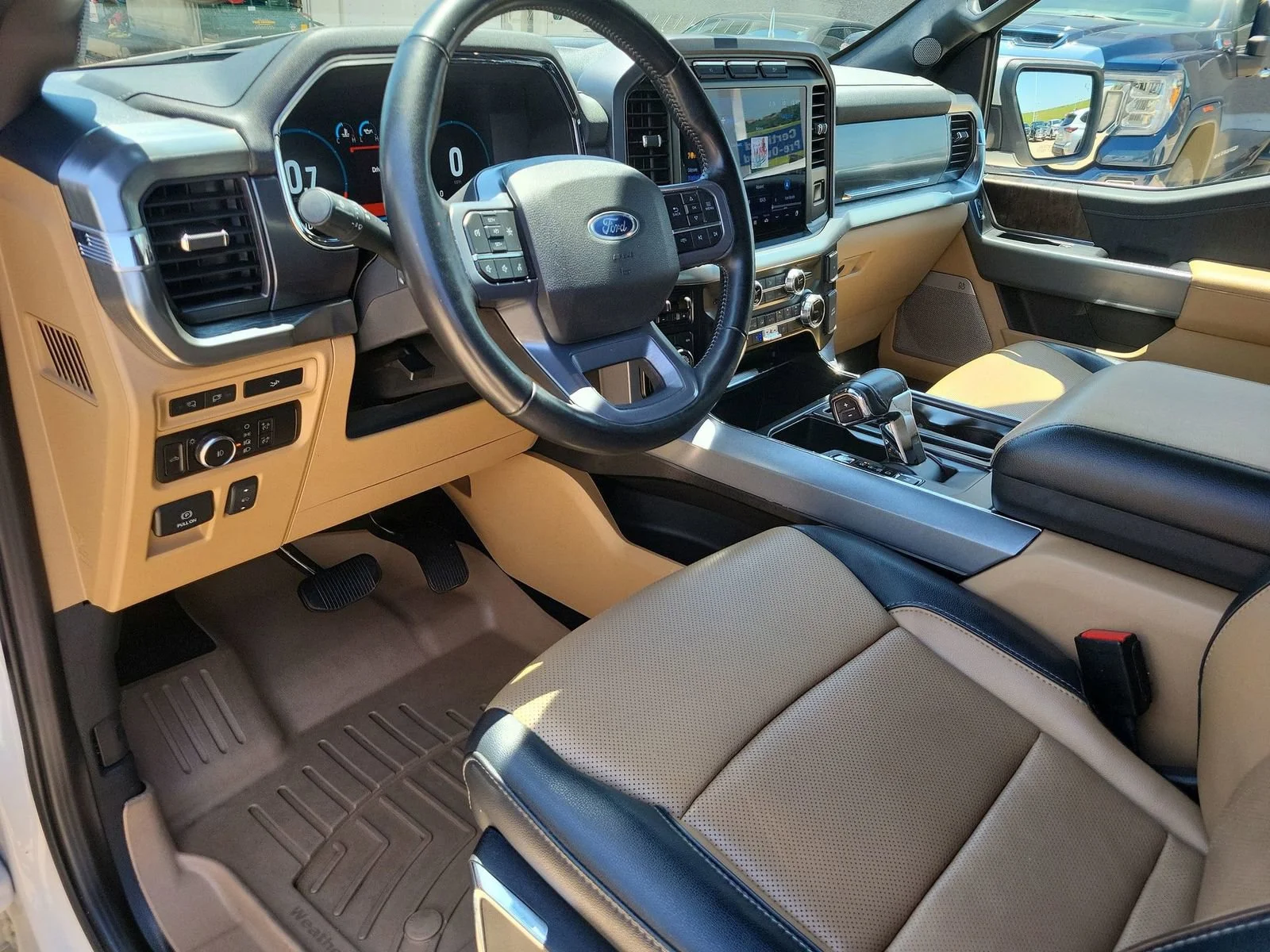 2023 Ford F-150 Lariat - Photo 10