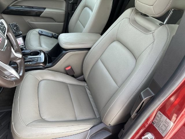 Used 2016 COPPER RED METALLIC GMC 4WD SLT image 22