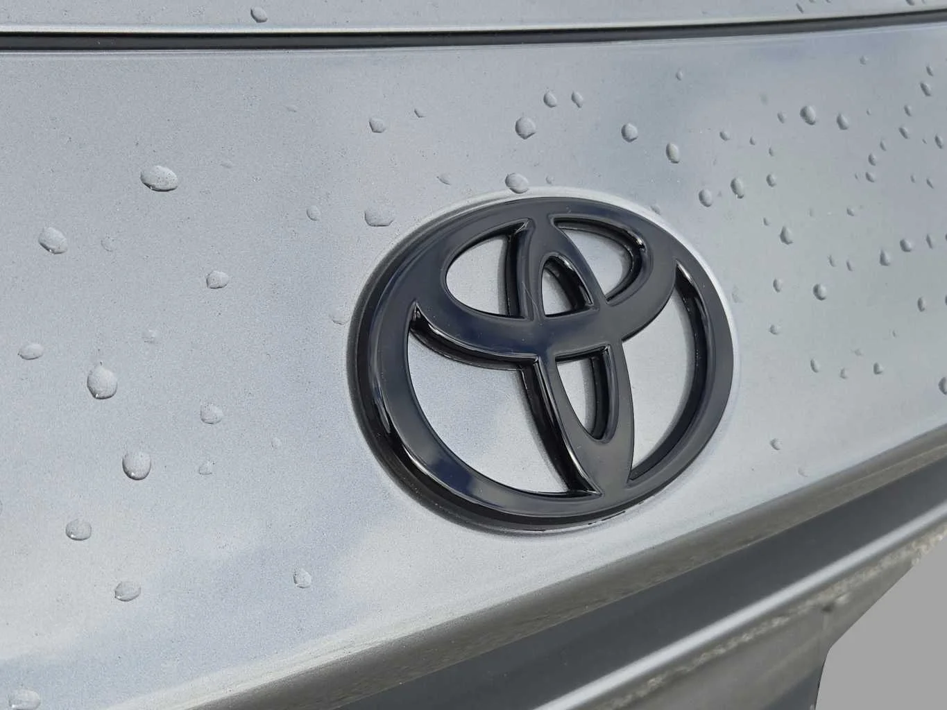 New 2026 Heavy Metal Toyota XLE image 16