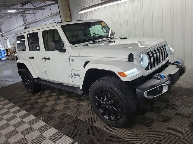 Used 2024 Bright White Clearcoat Jeep Sahara image 9