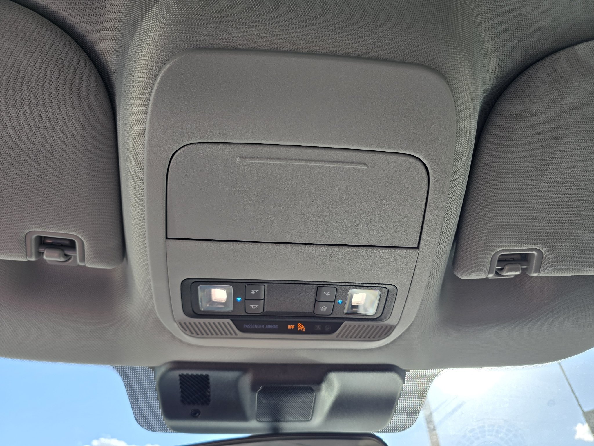 New 2026 Oxford White Ford XLT image 25