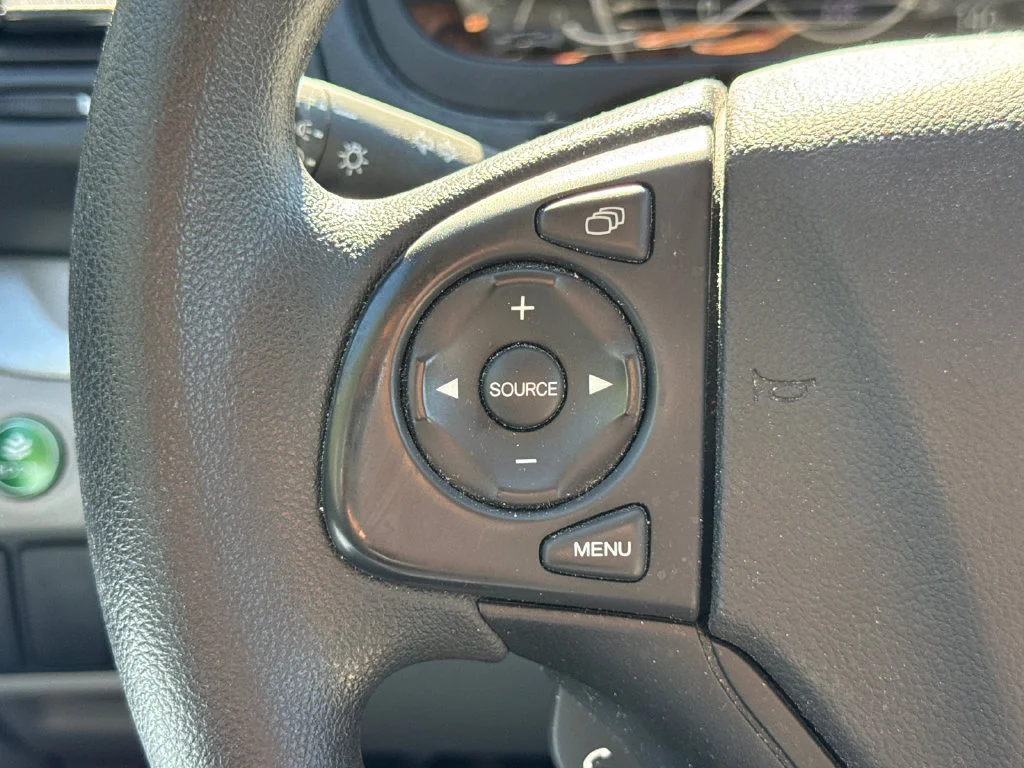Used 2014 Twilight Blue Metallic Honda LX image 29