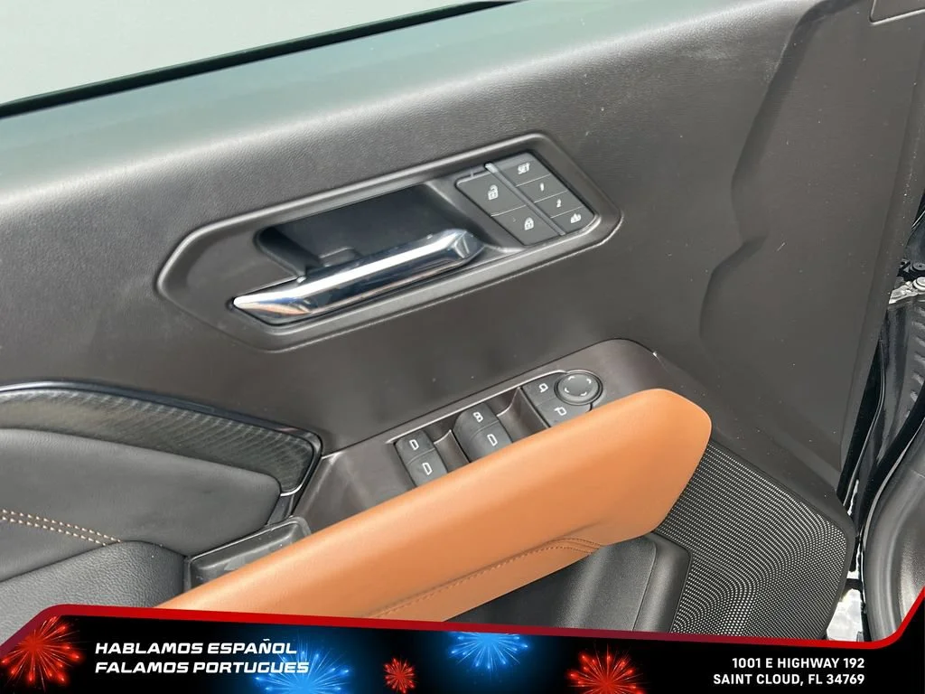 Used 2025 Onyx Black GMC AT4 image 11