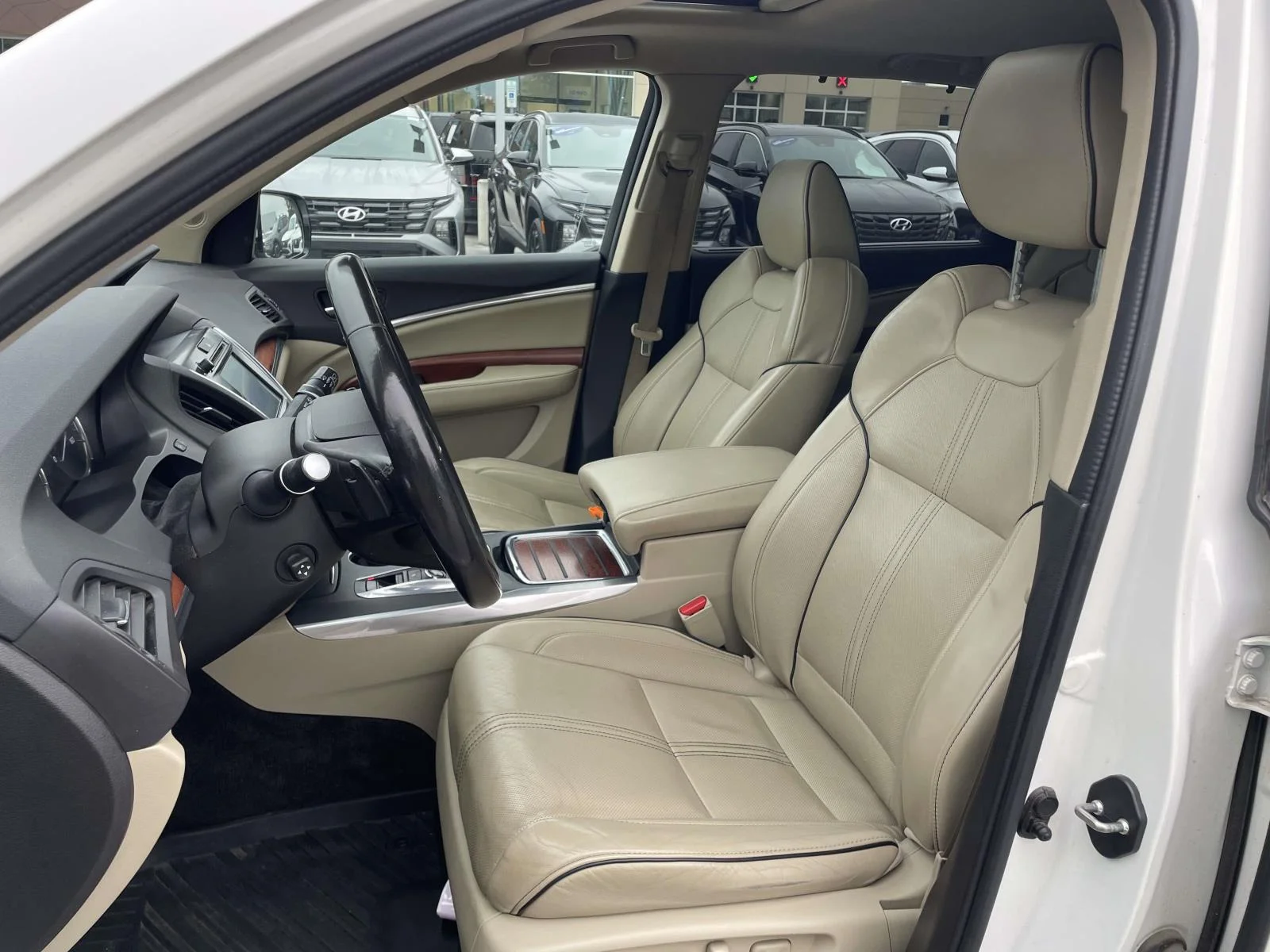 Used 2017 White Diamond Pearl Acura w/Advance Pkg image 8