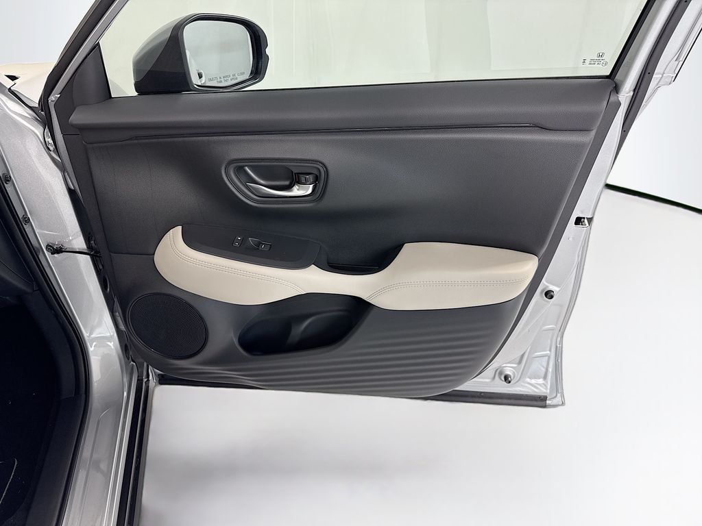 2027 Honda HR-V LX - Photo 25