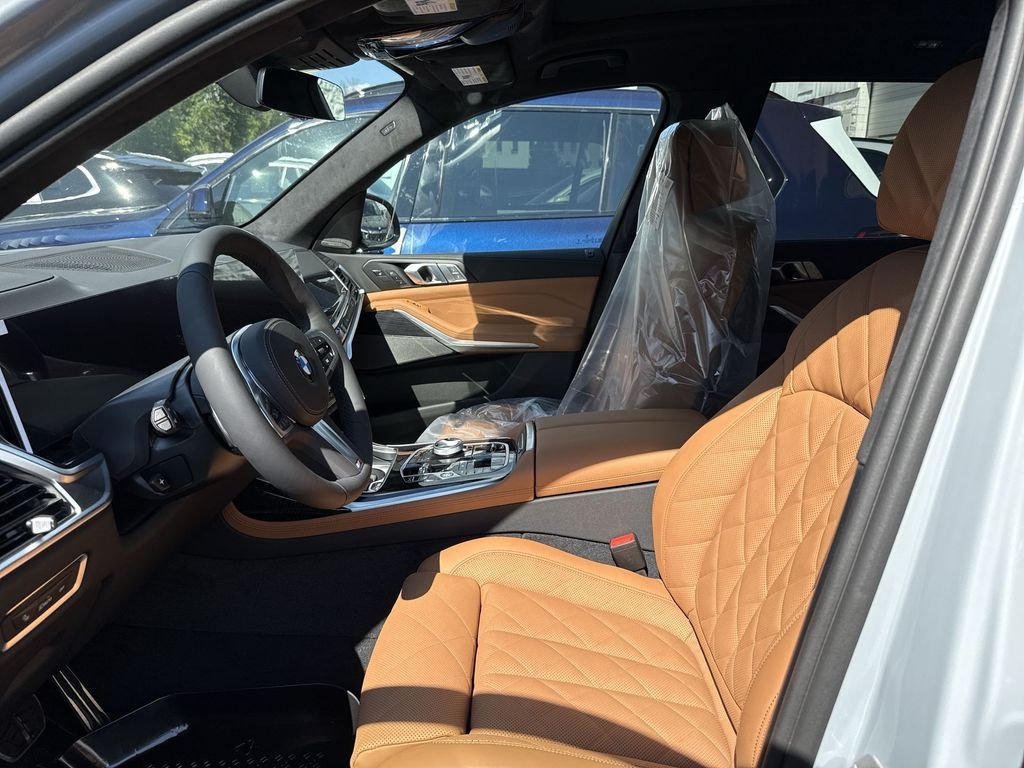 New 2027 Gray Metallic BMW xDrive40i image 11