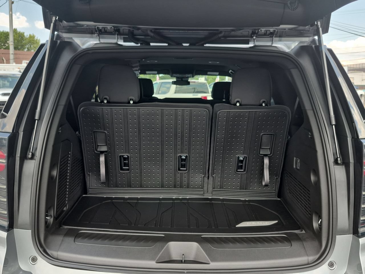 2026 Chevrolet Tahoe LS - Photo 25