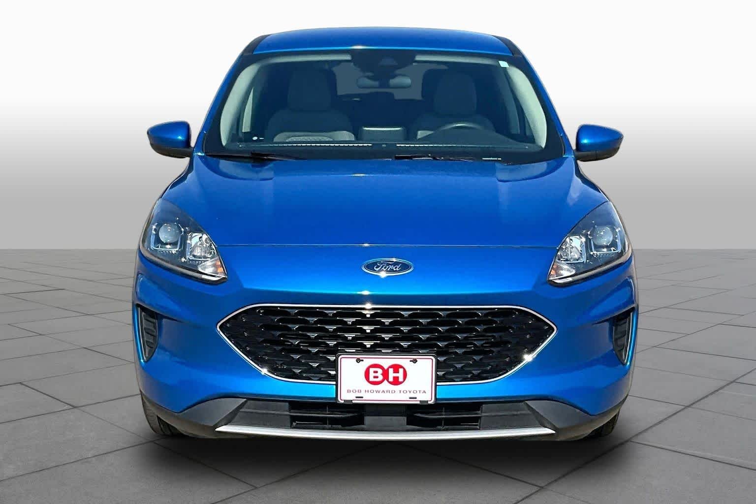Used 2020 Velocity Blue Metallic Ford SE image 4