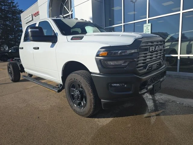 2025 RAM 3500 Tradesman 4X4 Crew Cab's photo