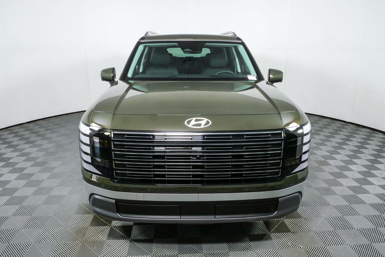New 2026 Titan Green Hyundai SEL Premium FWD image 27