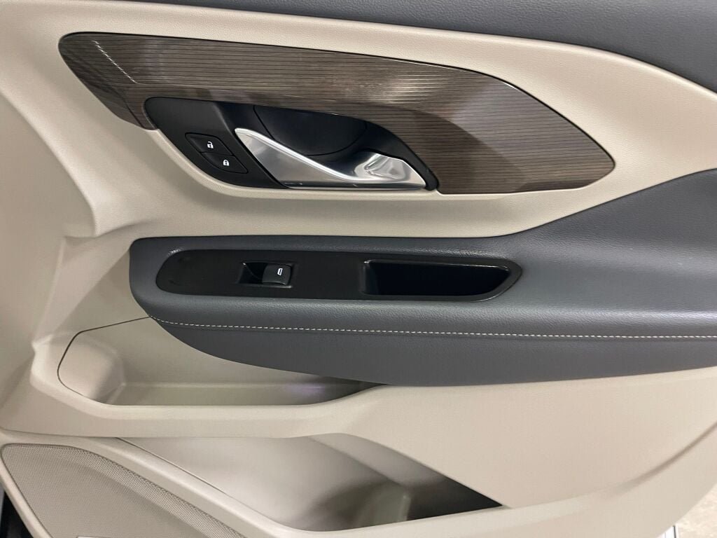 2023 GMC Terrain Denali - Photo 32