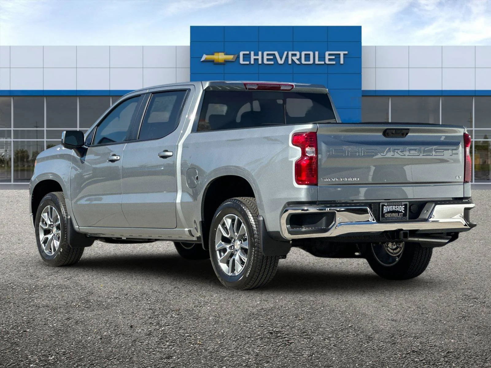 2026 Chevrolet Silverado 1500 LT - Photo 6