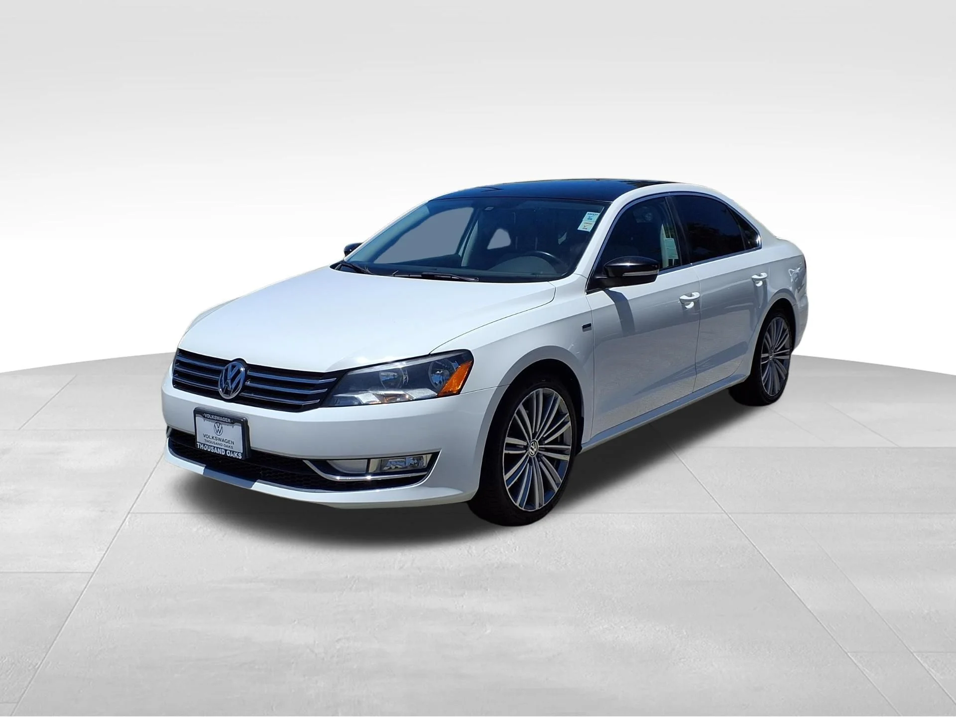 Used 2015 White Volkswagen 1.8T Sport image 1
