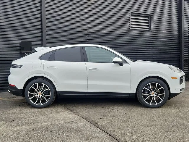2026 Porsche Cayenne Coup Base - Photo 8