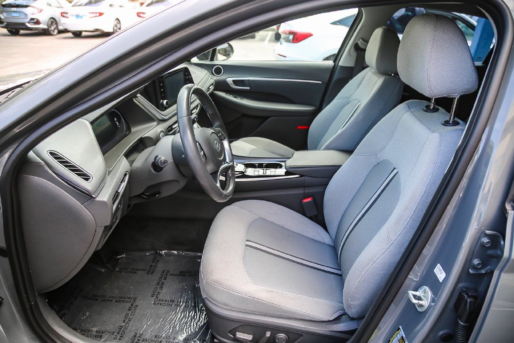 Used 2020 Gray Hyundai SEL image 16