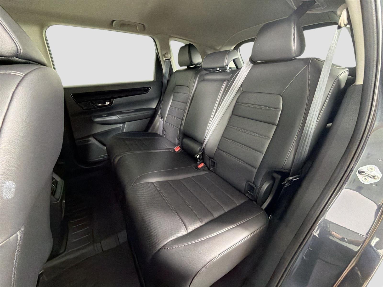 Used 2025 Meteorite Gray Metallic Honda EX-L image 24