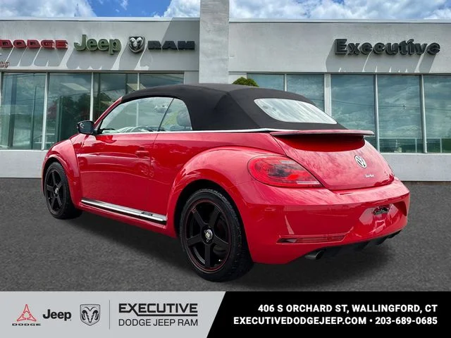 Used 2014 Red Volkswagen 2.0T R-Line image 2