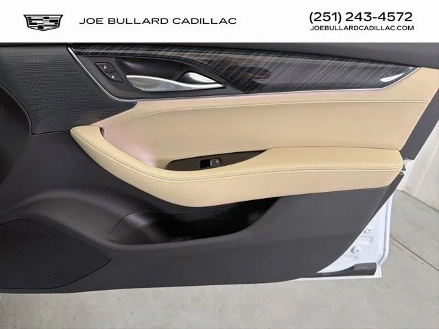 New 2026 Vibrant White Tricoat Cadillac Premium Luxury image 19
