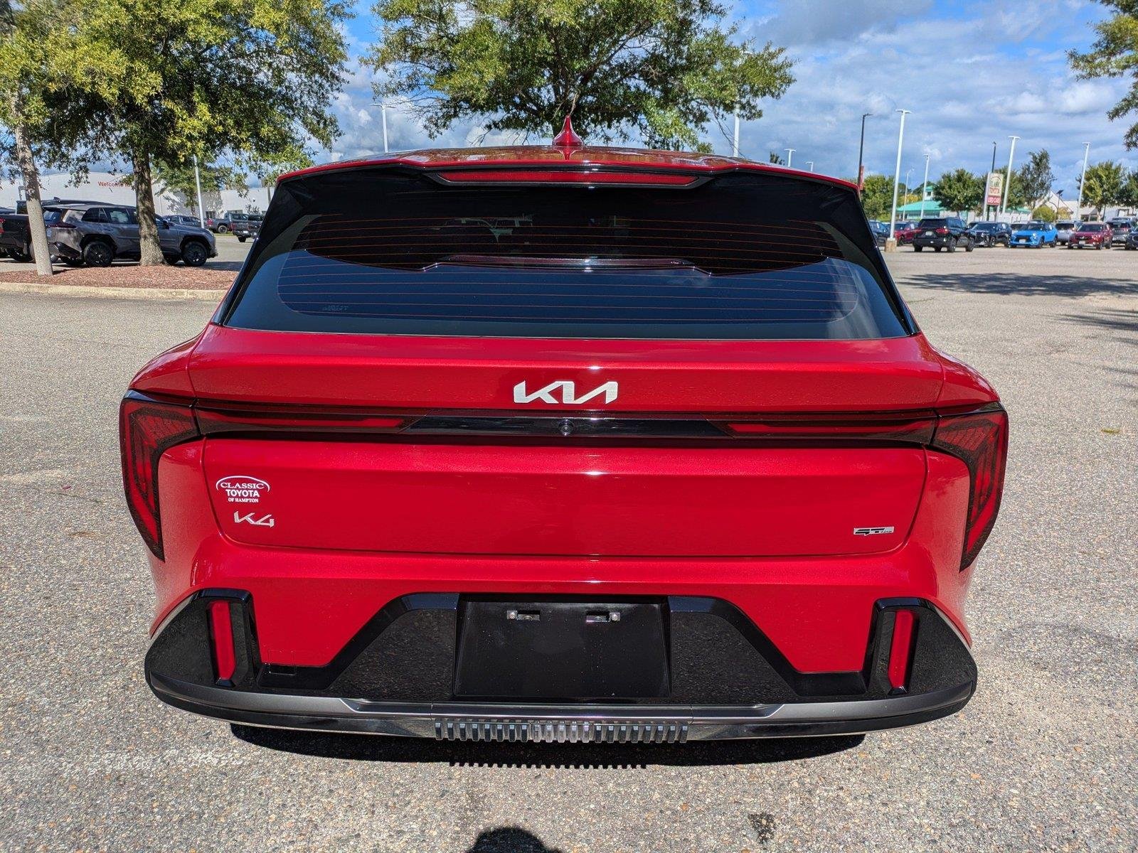 Used 2026 Currant Red Kia GT-Line image 5