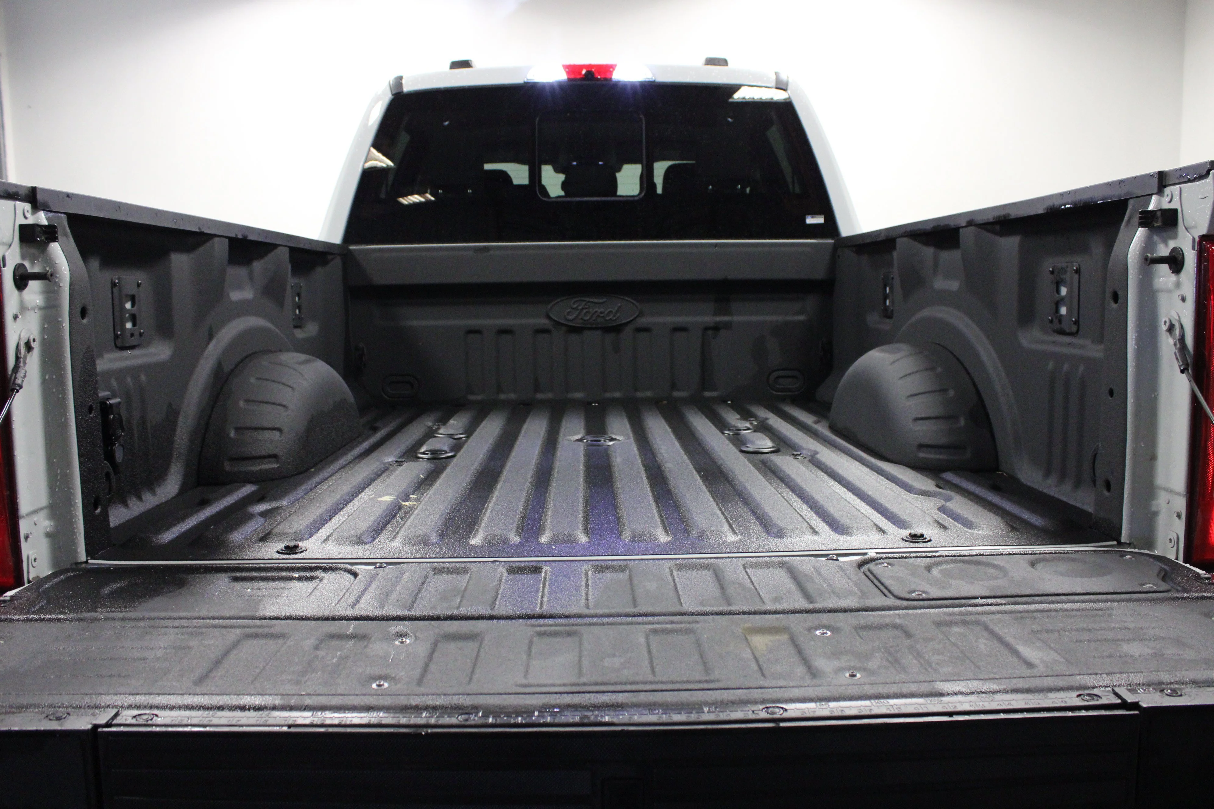 Used 2025 Avalanche Ford XLT image 14